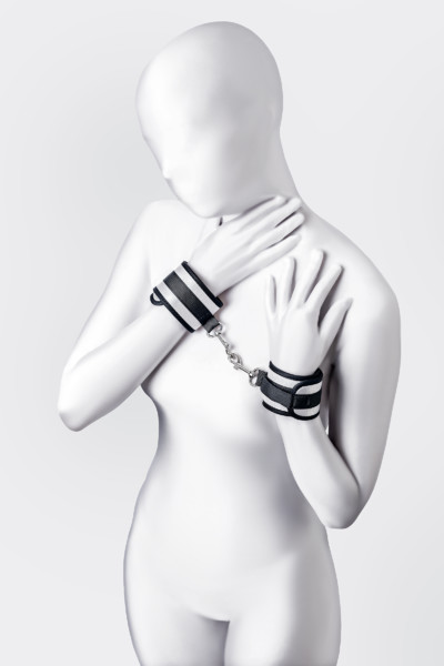 Наручники Toyfa Anonymo 0107, полиэстер, серебристые, 23,5 см