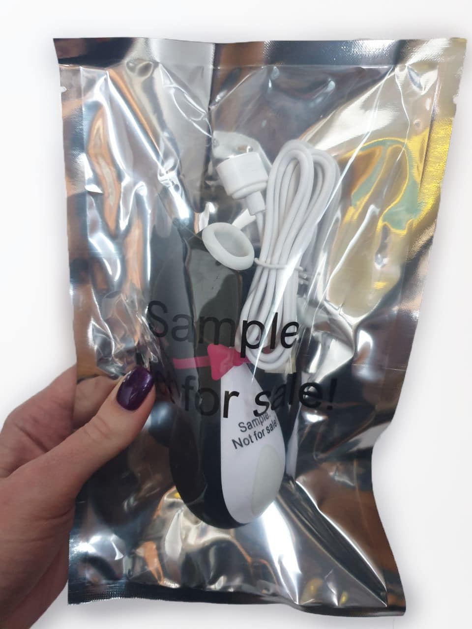 Бесконтактный стимулятор клитора Satisfyer Penguin (tester)