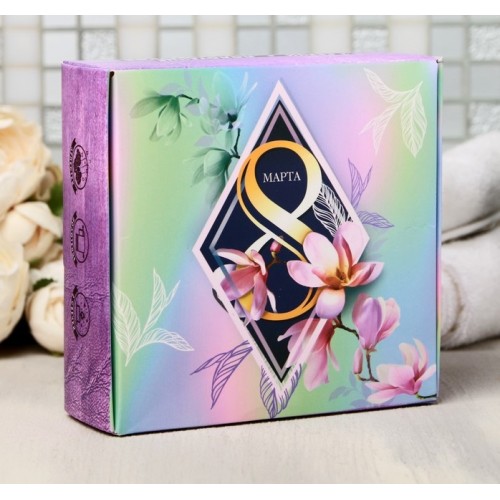 Подарочный набор Shine Bright, мыльные розы 3 шт., 2 свечи, полотенце