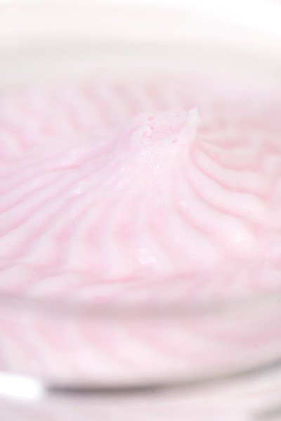 Мусс для душа с афродизиаками Yovee by Toyfa с ароматом клубники и шампанского, 150мл