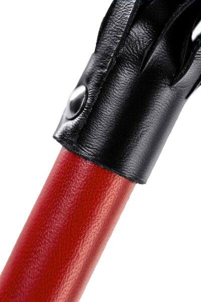 Плеть Pecado BDSM, красная рукоять, чёрные хлысты, натуральная кожа