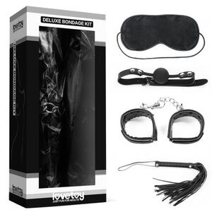 Набор Lovetoy Deluxe Bondage Kit (маска, кляп, наручники, плеть)